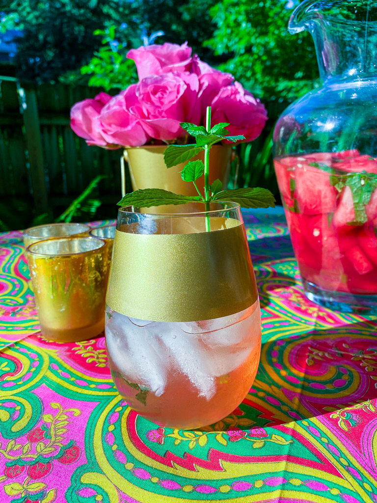 The Best Rose Cocktail Recipes, rose drink, rose cocktail, rose cocktail recipe, rose cocktail recipes, drinks to make with rose, sparkling rose cocktail, cocktails with sparkling rose, easy rose cocktails, rose drink