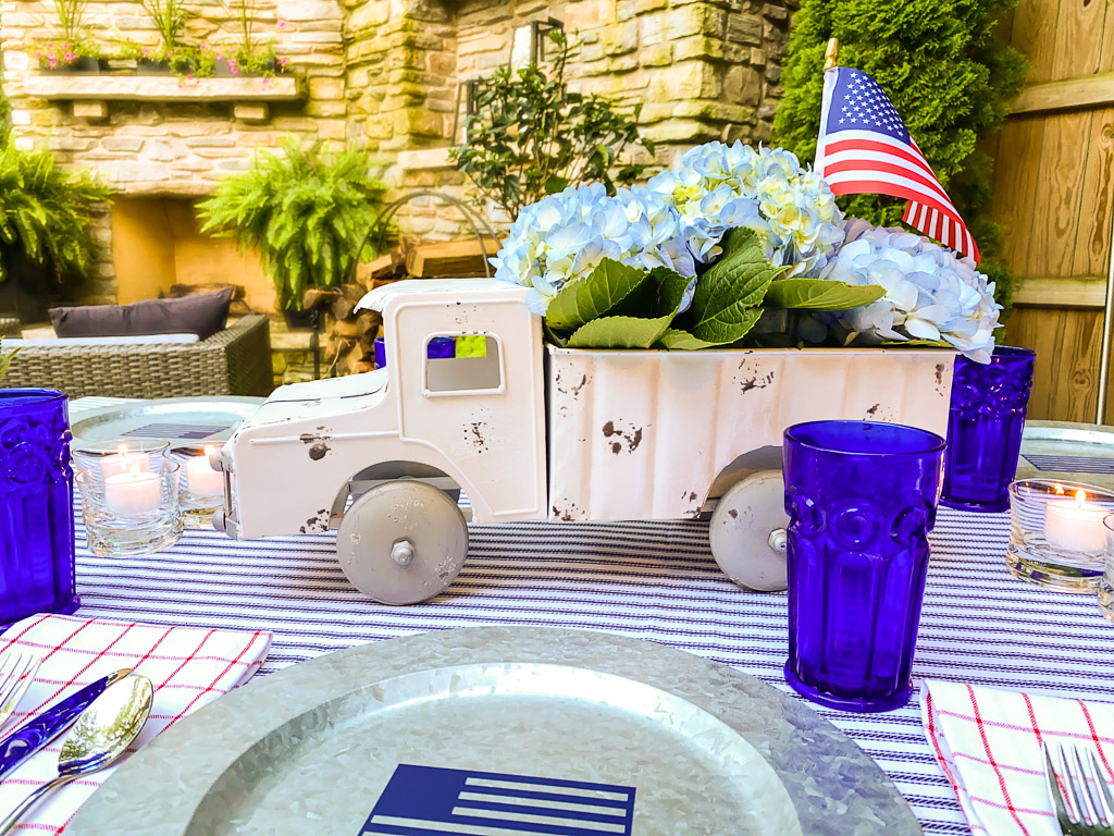 Five 4th of July Tablescape Ideas that are Easy, Affordable and Adorable!