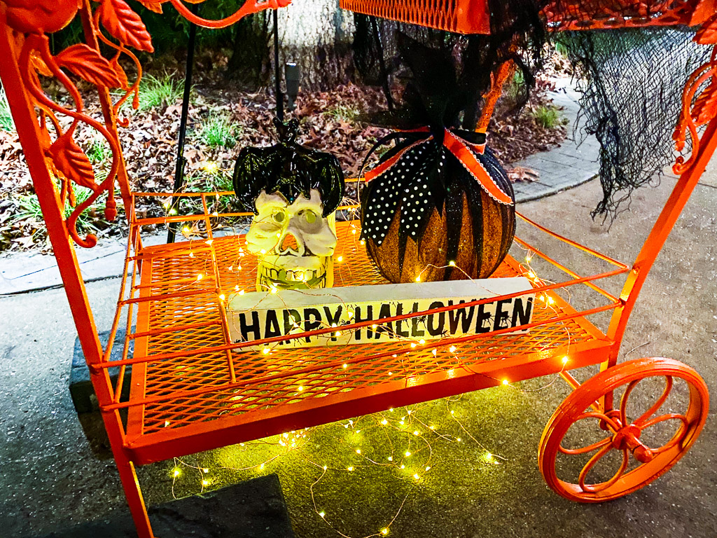 trick or treat ideas, socially distant trick or treat ideas, the best trick or treat ideas, trick or treat ideas for halloween, halloween trick or treat ideas, contactless trick or treat ideas, alternative trick or treat ideas, trick or treat table ideas, trick or treat table decorating ideas, trick or treat driveway ideas, trick or treat driveway table, halloween treat ideas for trick or treat, creative ways to trick or treat during covid, ideas for giving out candy, ideas for giving out candy 2021, ideas for giving out candy during covid, candy chute, candy chute alternative, halloween grab table idea, halloween ideas