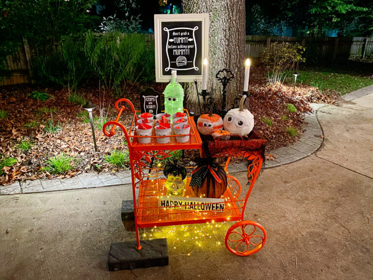 Five Halloween Trick or Treat Table Ideas You'll Love