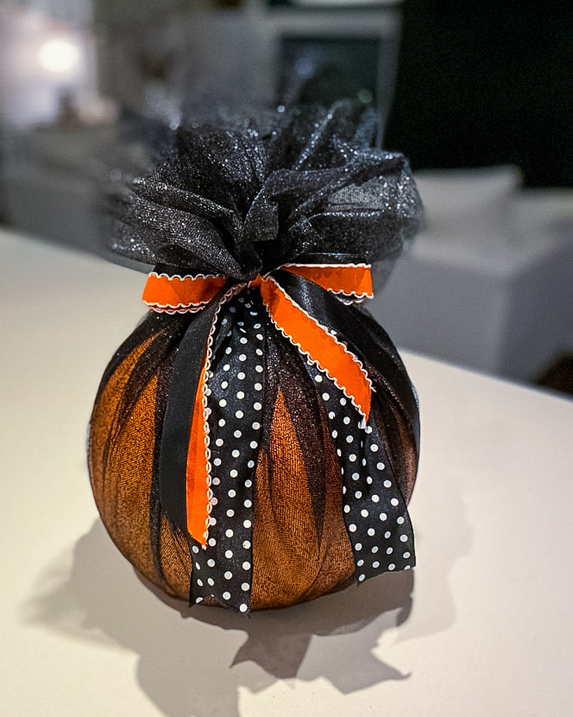 no carve pumpkin idea, no carve pumpkin decorating ideas, pumpkin decorating ideas, creative pumpkin decorating ideas, pumpkin decorating, pumpkin decorating ideas, decorated pumpkins, easy pumpkin decorating ideas, decorating pumpkins, pumpkin designs easy, cute pumpkin