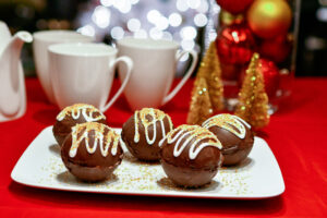 Elegant Hot Chocolate Bombs