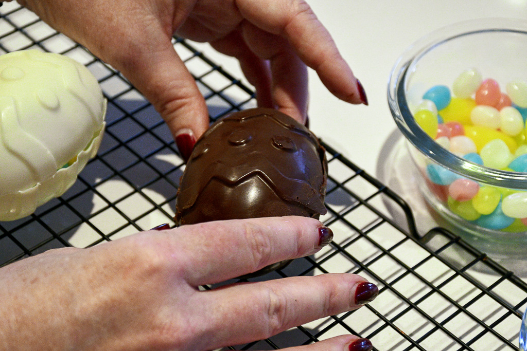 Breakable Chocolate Easter Eggs filled with candy