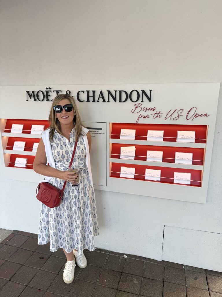 First time at the US Open guide, Tips for attending the US Open, What to wear to the US Open tennis, US Open day session vs night session, US Open tickets, US Open schedule, US Open tennis tickets, US Open New York, US Open tennis 2026, How to go to the US Open, Arthur Ashe Stadium tickets