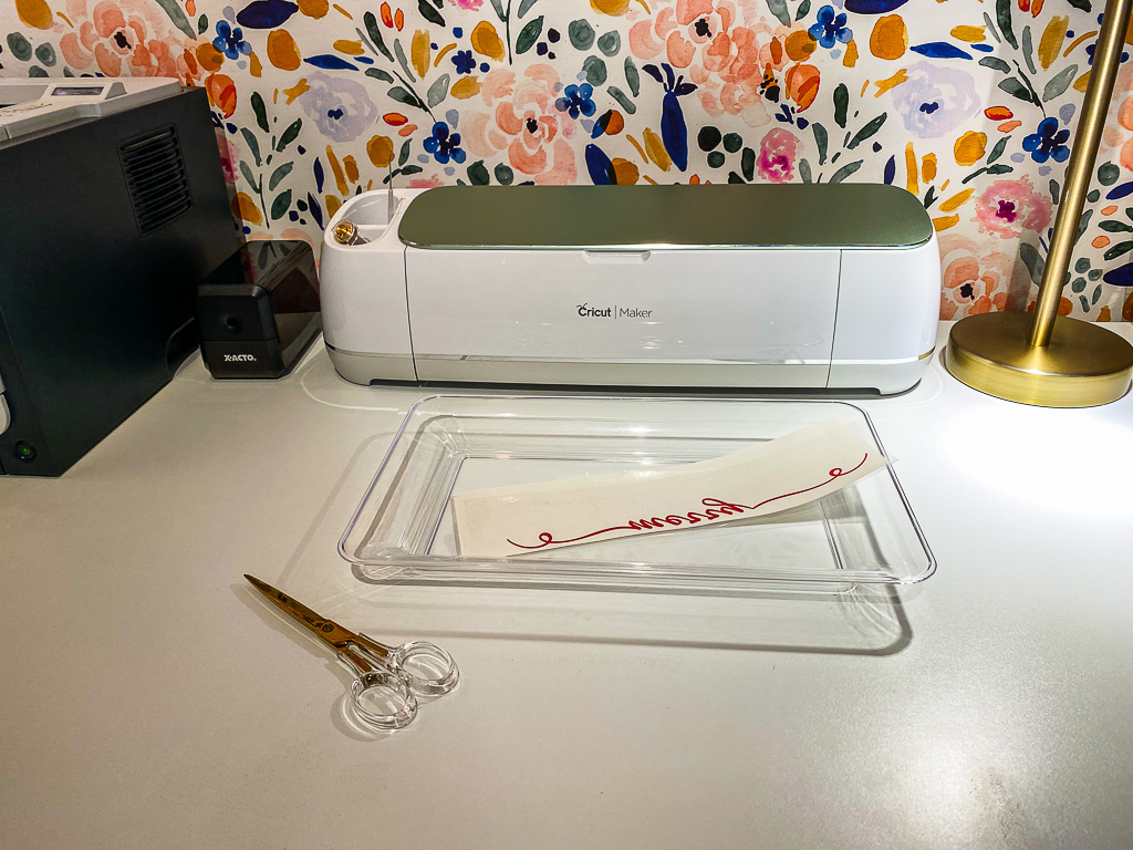 Kate Spade inspired Christmas craft, Kate Spade Christmas tray, DIY Christmas tray, Easy Christmas DIY project, Holiday serving tray idea, Christmas platter DIY, Chic holiday decor idea, Glam Christmas craft, Stylish Christmas DIY, Christmas entertaining idea, DIY holiday table décor, Easy holiday craft for adults, Modern Christmas decor DIY, Festive tray decorating idea, Afternoon craft project, DIY gift idea for the holidays, How to make a Kate Spade inspired Christmas tray, Easy Christmas tray DIY you can make in an afternoon, Elegant Christmas craft inspired by Kate Spade, Festive and stylish holiday tray idea, DIY Christmas decor with a modern twist